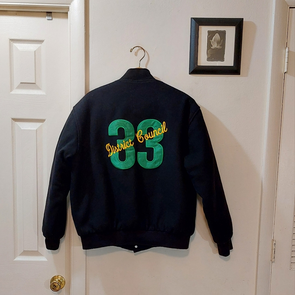 Vintage Black and Green Bomber Jacket Size Medium